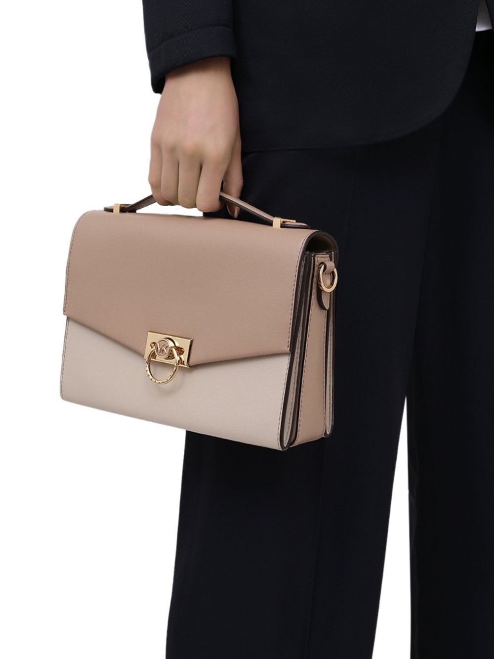Michael Kors Blush Pink Leather Crossbody Shoulder Bag with Gold Hardware - Picture 3 of 14